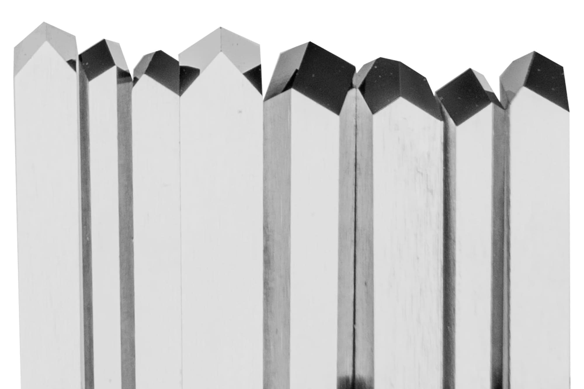 リフレクター製造|株式会社エスパー|熟練された職人により用途にあったピンを研磨し製作